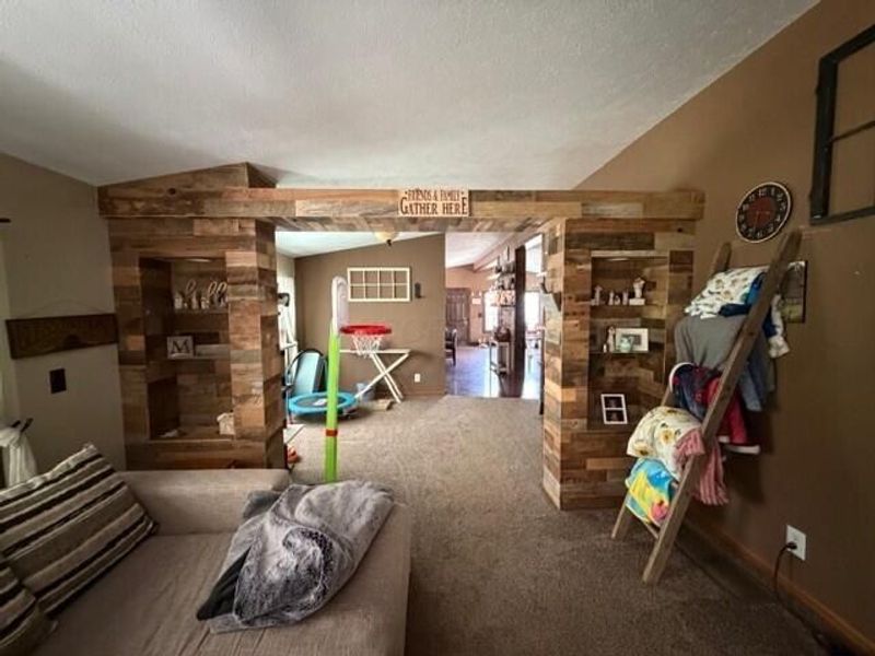 570 Crestrose Court, Howard, OH 43028 Photo 7