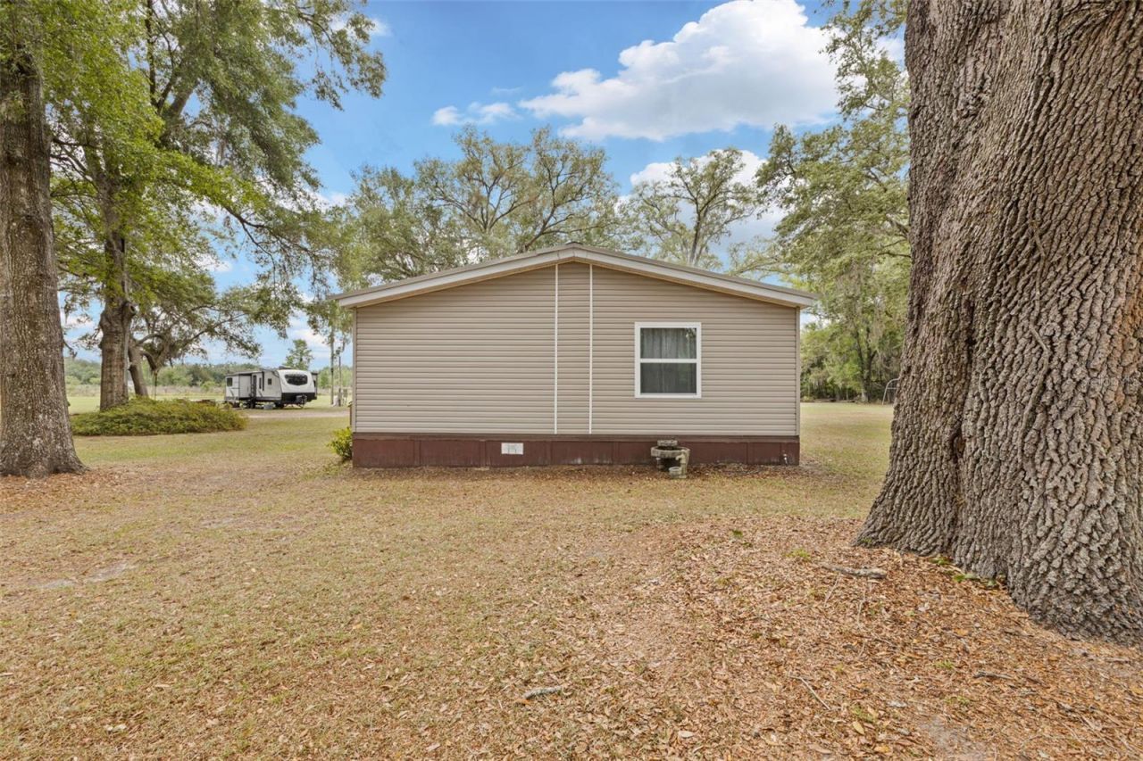 6689 SE 55th Street, Trenton, FL 32693 Photo