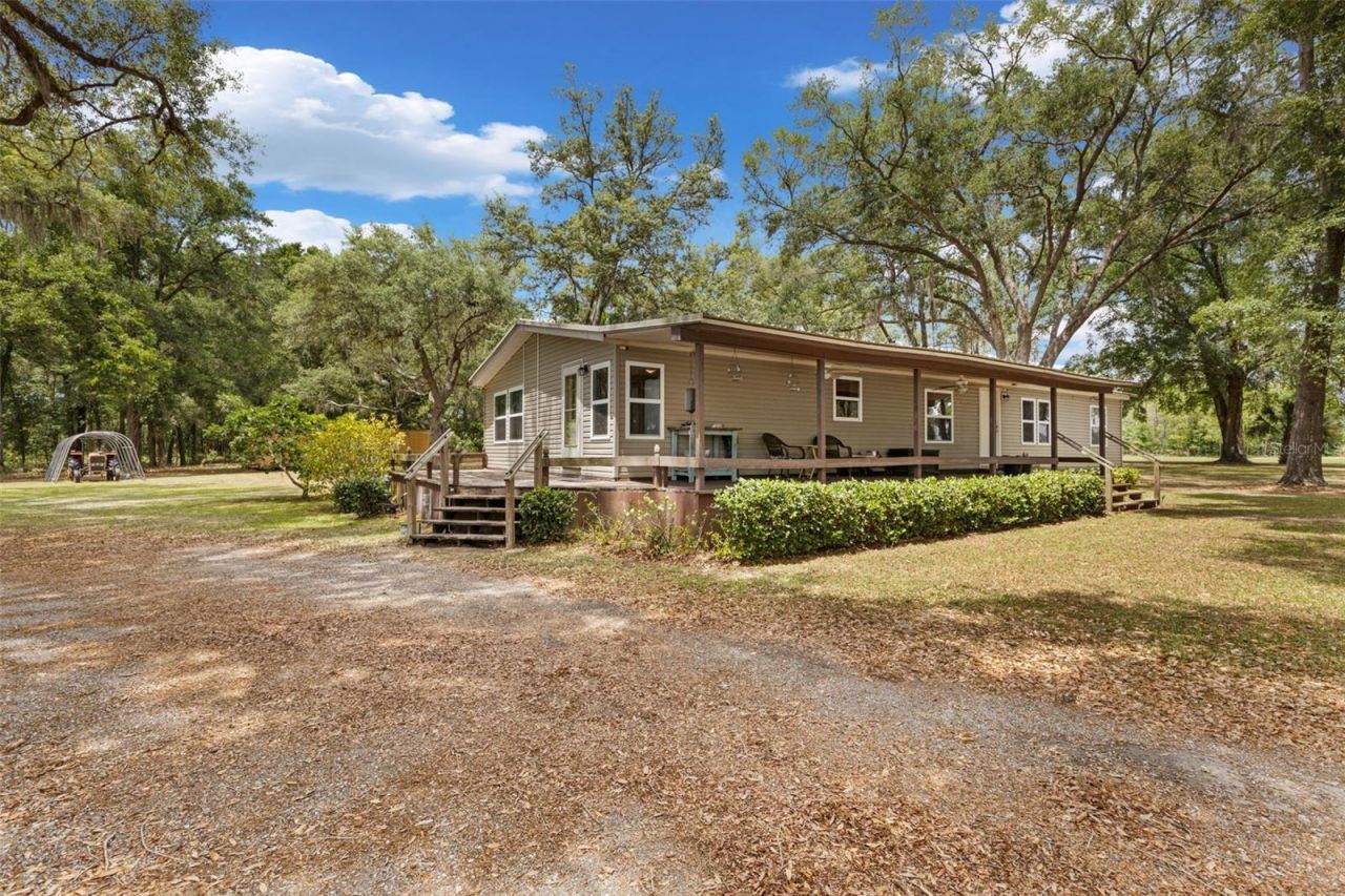 6689 SE 55th Street , Trenton, FL 32693 Photo