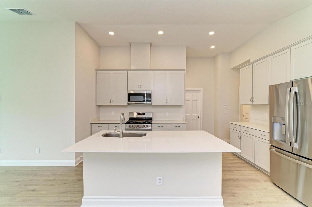 12365 Oak  Hill Way, Parrish, FL 34219 Photo