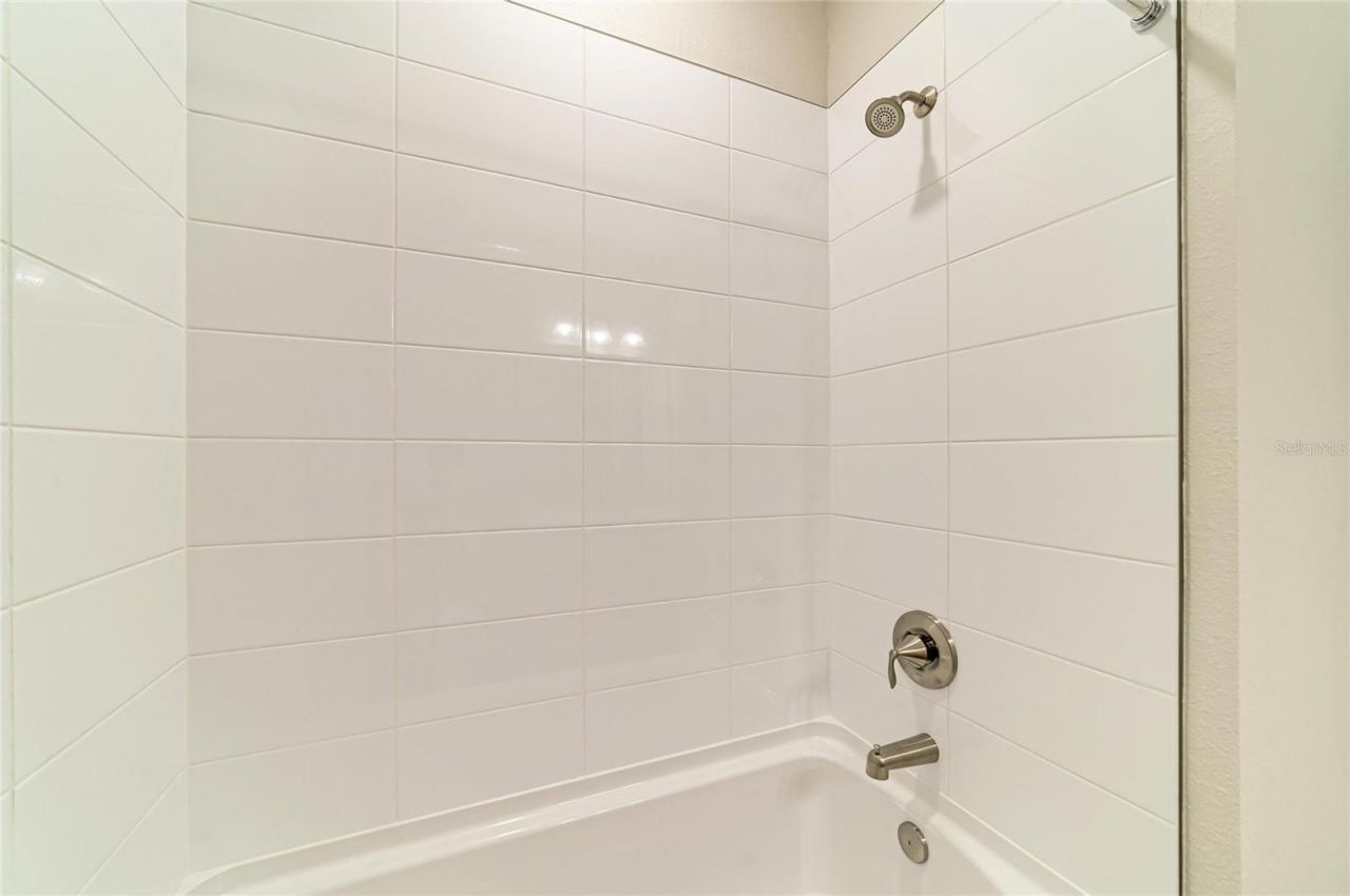 12365 Oak  Hill Way, Parrish, FL 34219 Photo