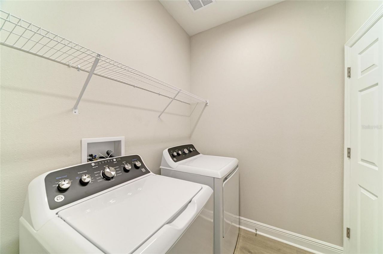 12365 Oak  Hill Way, Parrish, FL 34219 Photo
