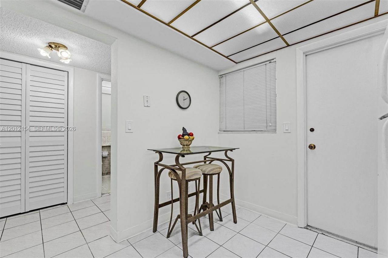 330 SE 2nd St, Unit 103G, Hallandale Beach, FL 33009 Photo