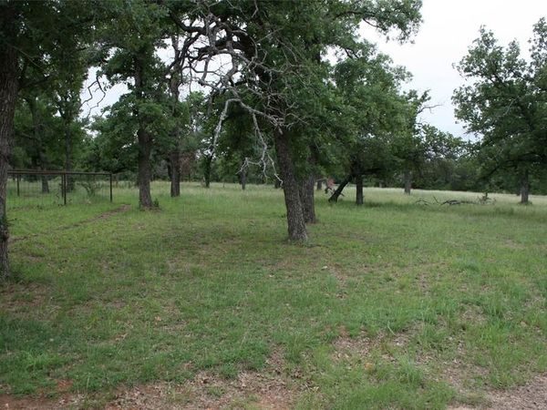 2701 Live Oak Road, Santo, TX 76472