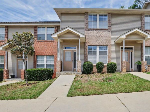 2014 Midyette , Unit 303, Tallahassee, FL 32301