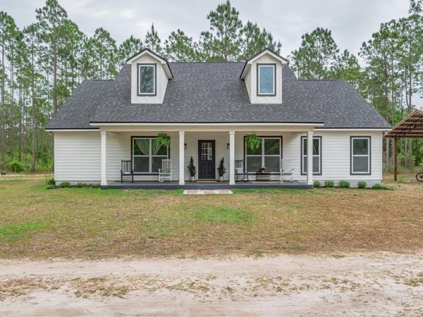 76 ELIE CARTER Lane, Crawfordville, FL 32327