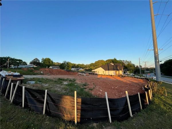 2312 Rockbridge Road , Stone Mountain, GA 30087