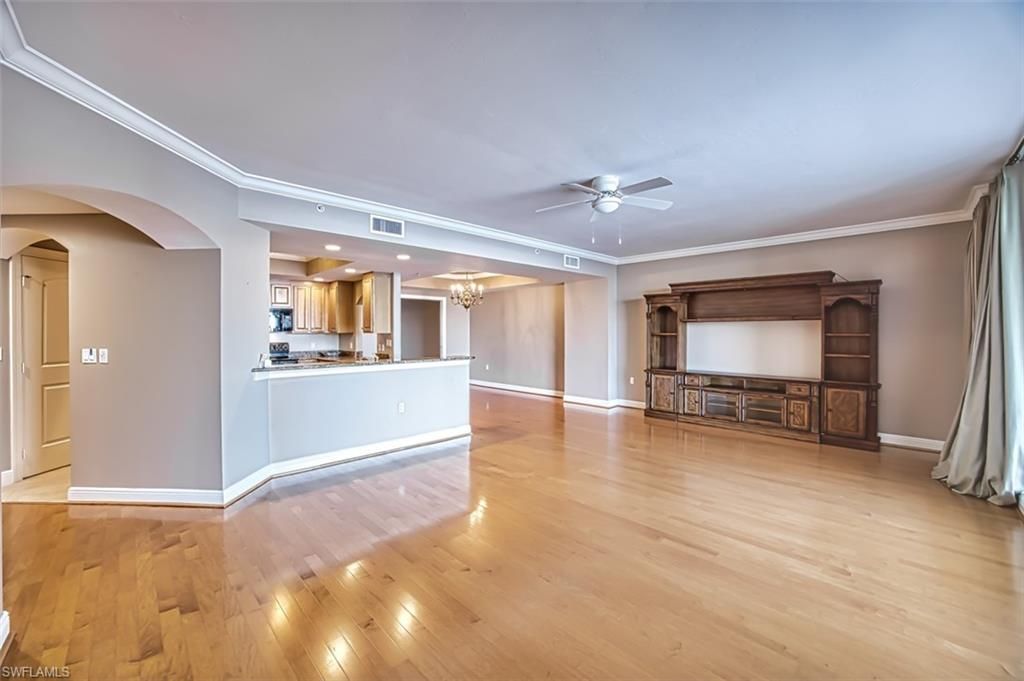 2090 W 1st St, Unit G1607, Fort Myers, FL 33901 Photo