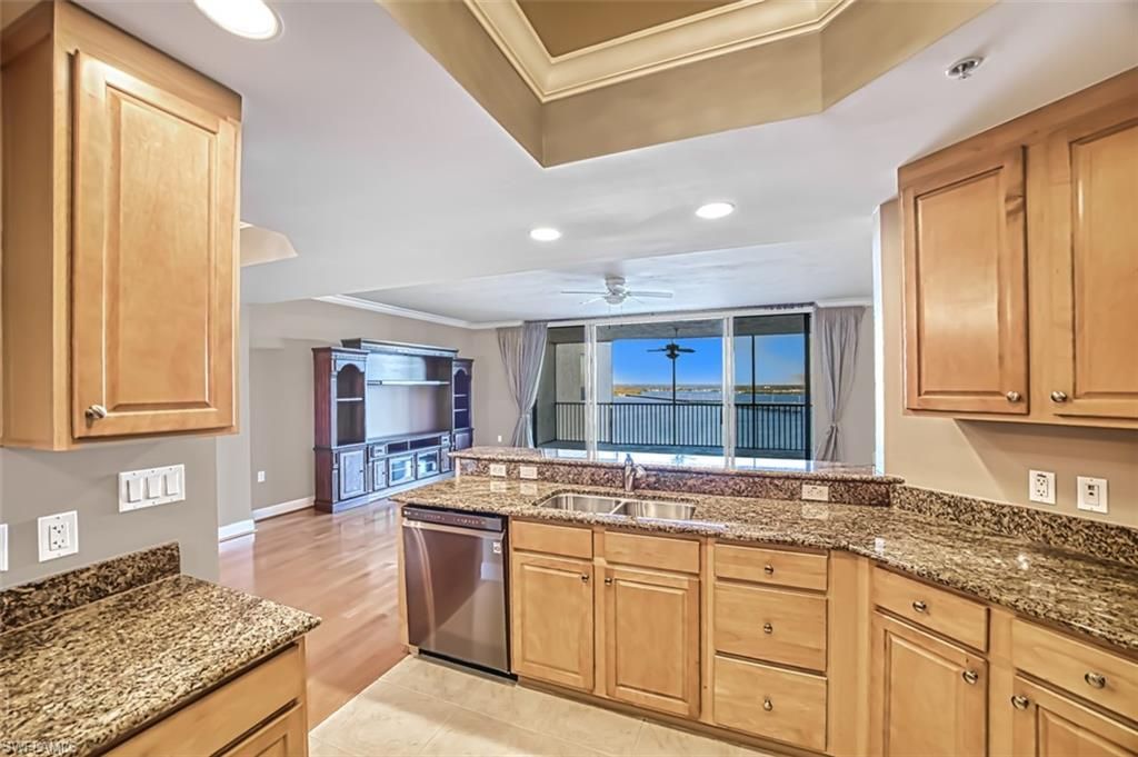 2090 W 1st St, Unit G1607, Fort Myers, FL 33901 Photo