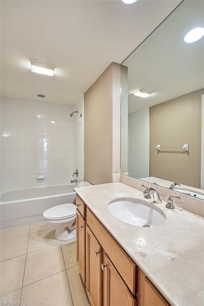 2090 W 1st St, Unit G1607, Fort Myers, FL 33901 Photo