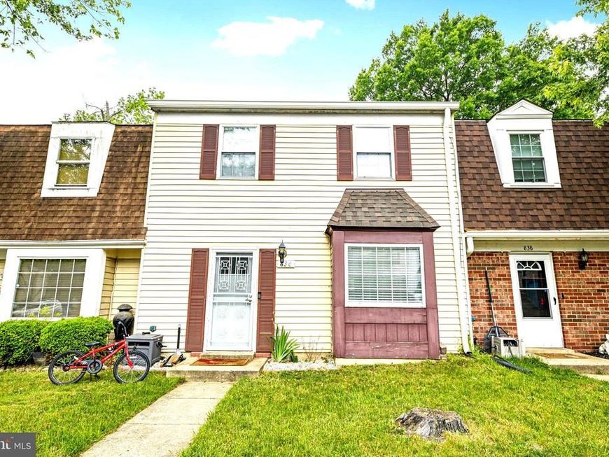 836 Holly Drive, La Plata, MD 20646 Main Photo