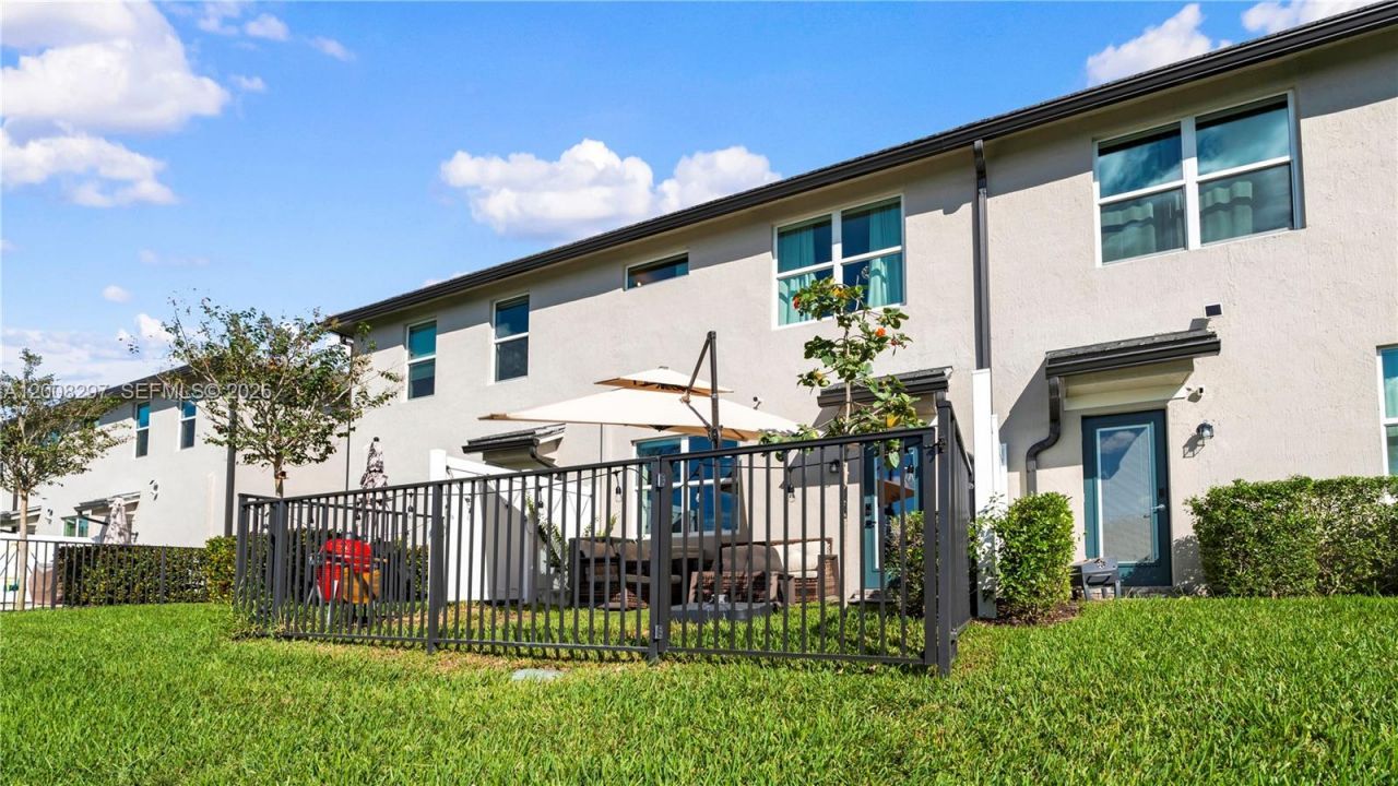 2913 Olivia Ave, Lauderdale Lakes, FL 33311 Photo
