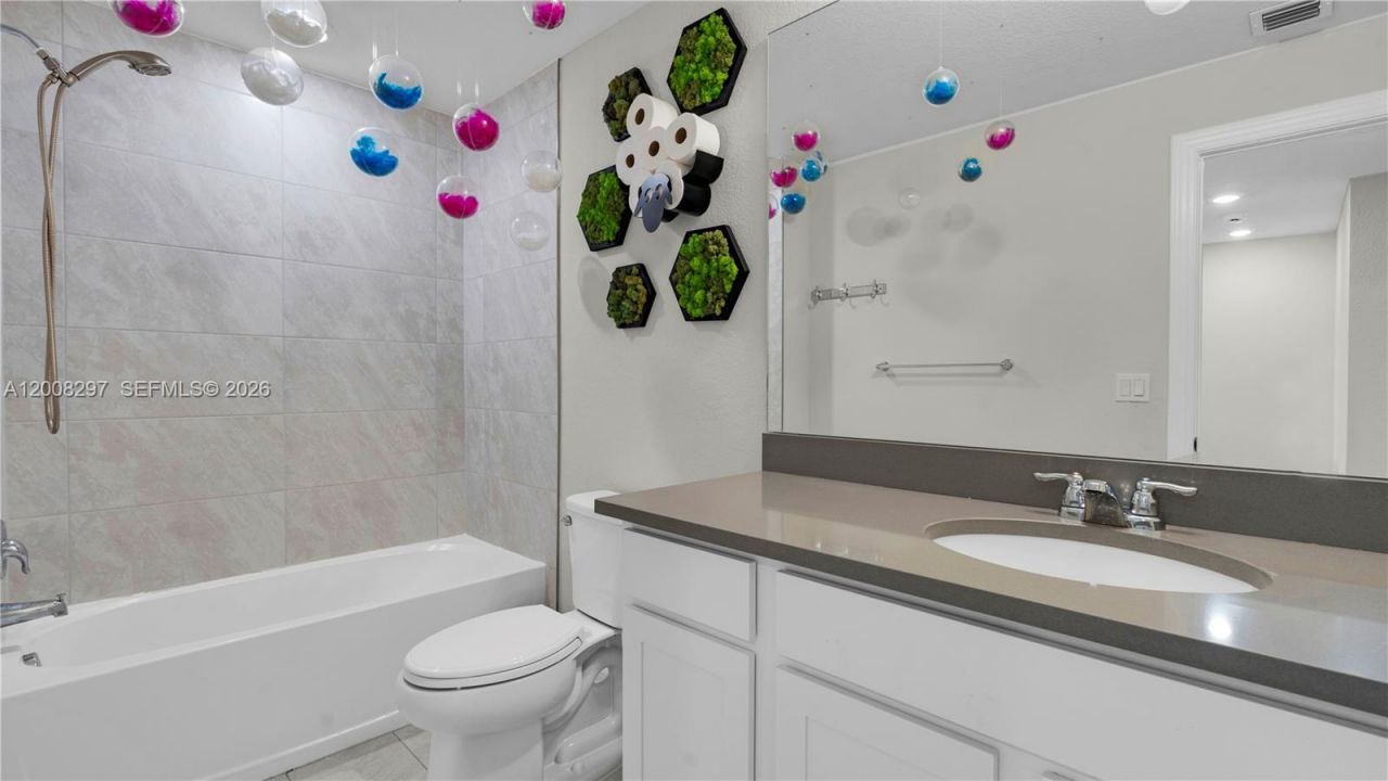 2913 Olivia Ave, Lauderdale Lakes, FL 33311 Photo