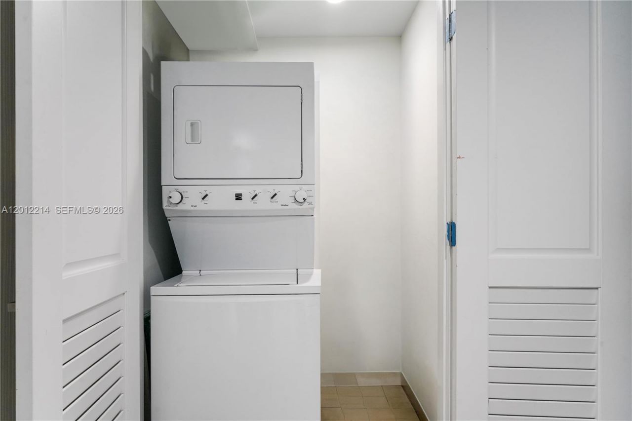 1080 Brickell Ave, Unit 3607, Miami, FL 33131 Photo