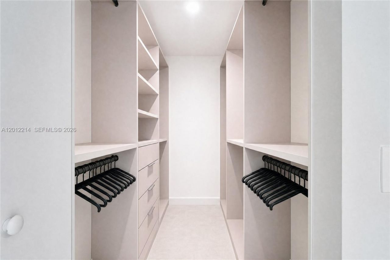 1080 Brickell Ave, Unit 3607, Miami, FL 33131 Photo