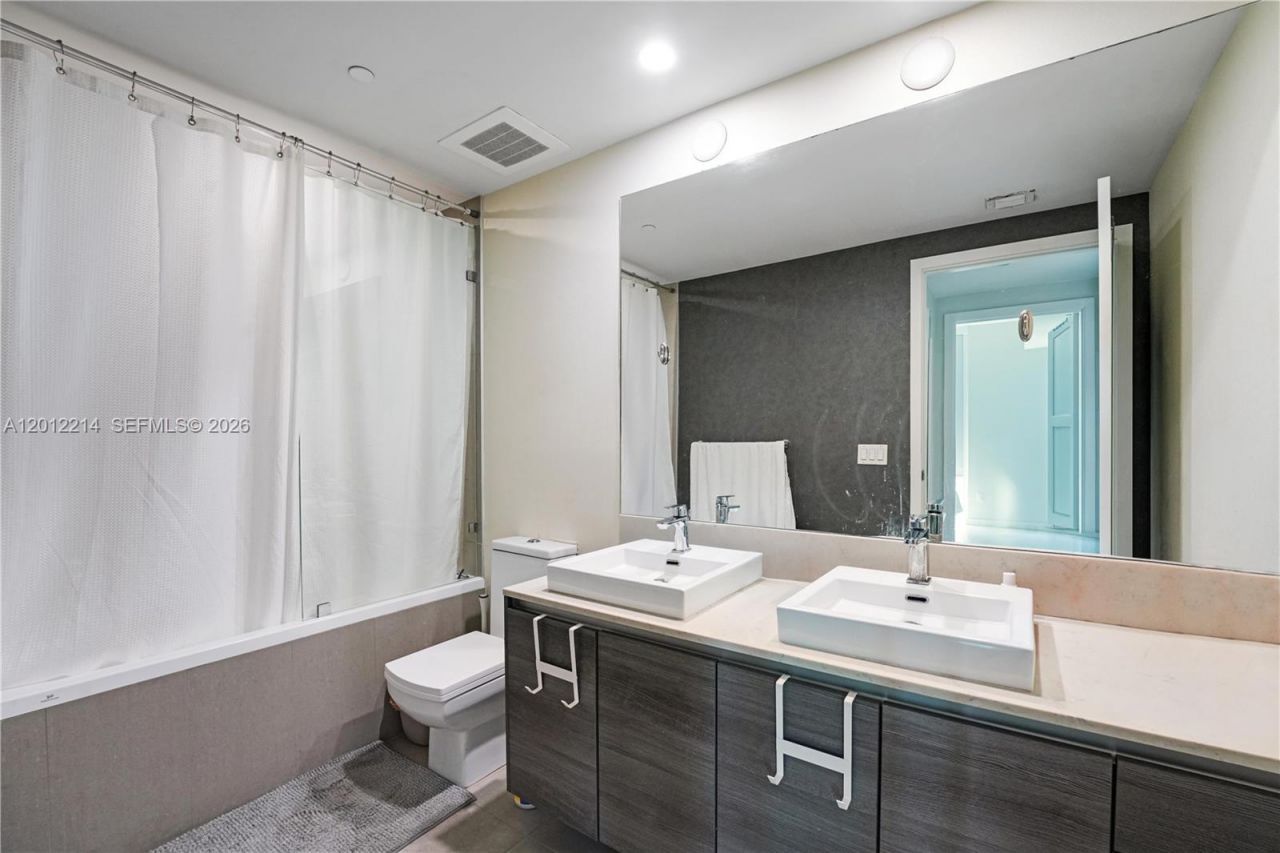 1080 Brickell Ave, Unit 3607, Miami, FL 33131 Photo
