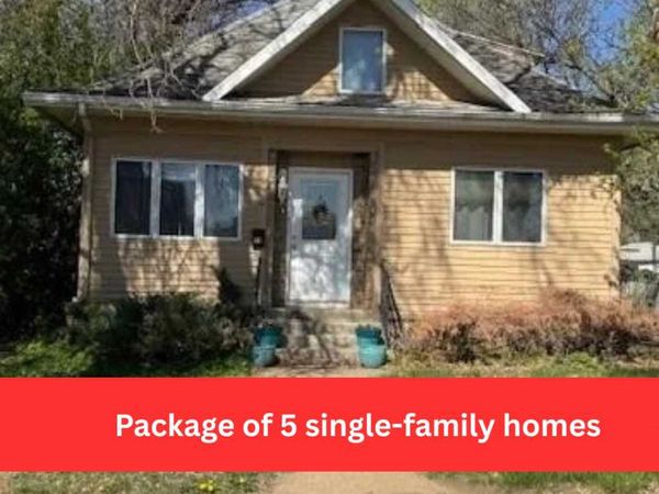 11 6th Avenue W, Dickinson, ND 58601