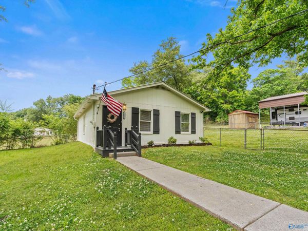 265 T R Christian Road, New Hope, AL 35760
