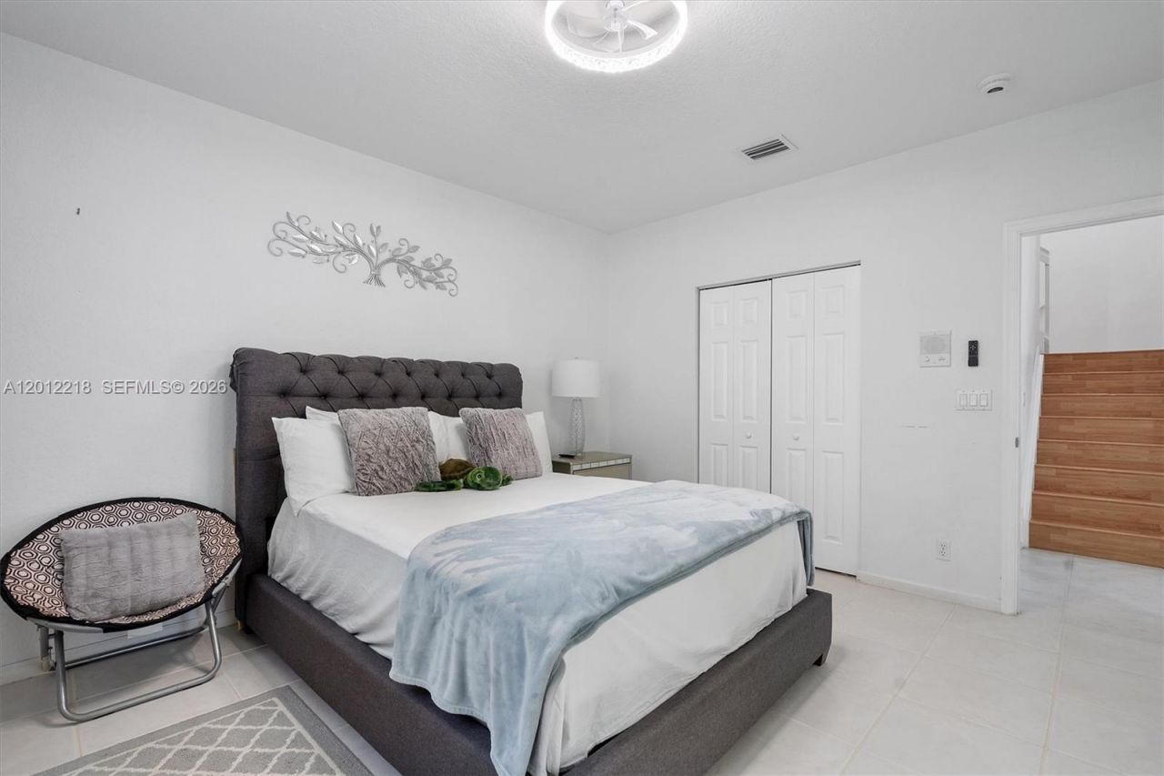 361 SW 167th Ave, Pembroke Pines, FL 33027 Photo