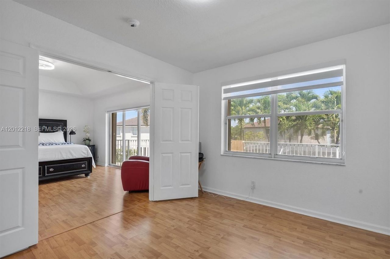 361 SW 167th Ave, Pembroke Pines, FL 33027 Photo