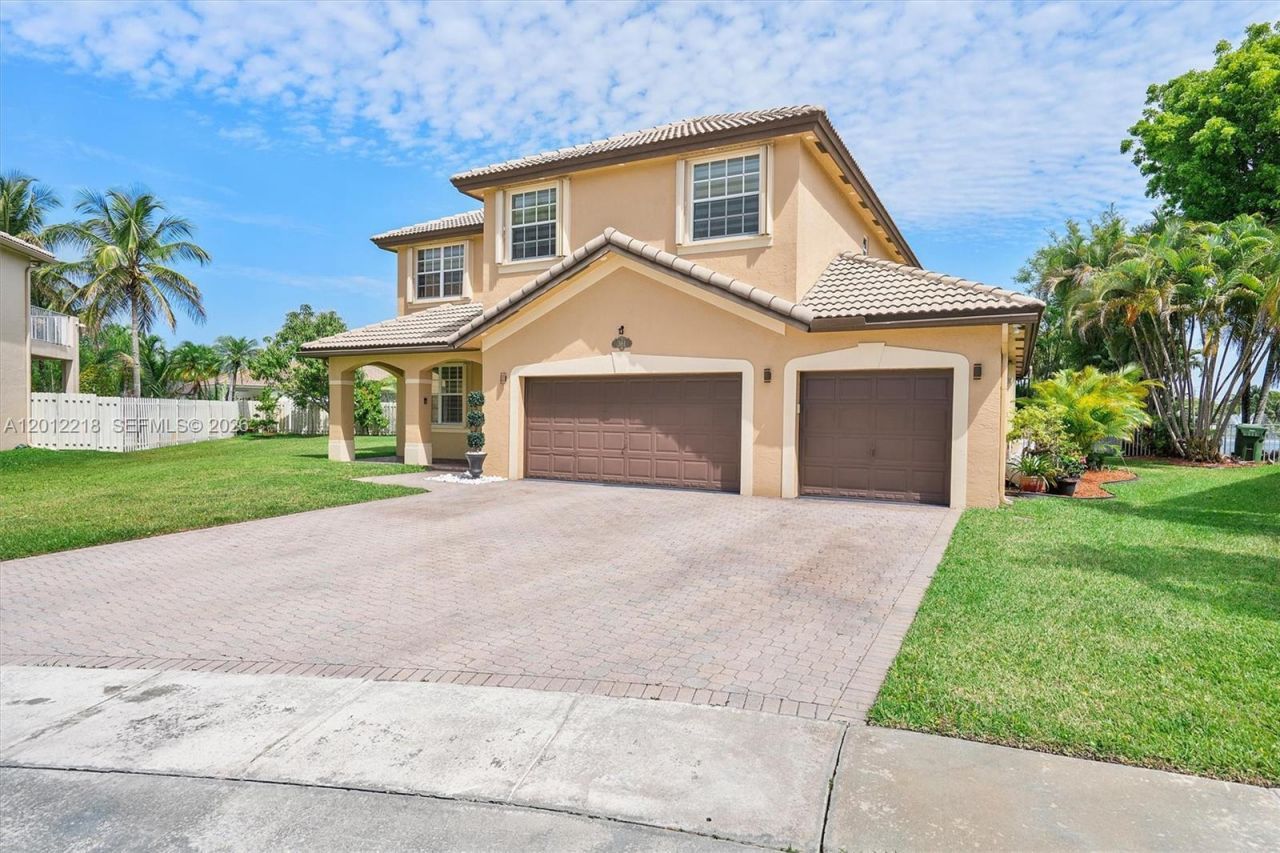 361 SW 167th Ave, Pembroke Pines, FL 33027 Photo