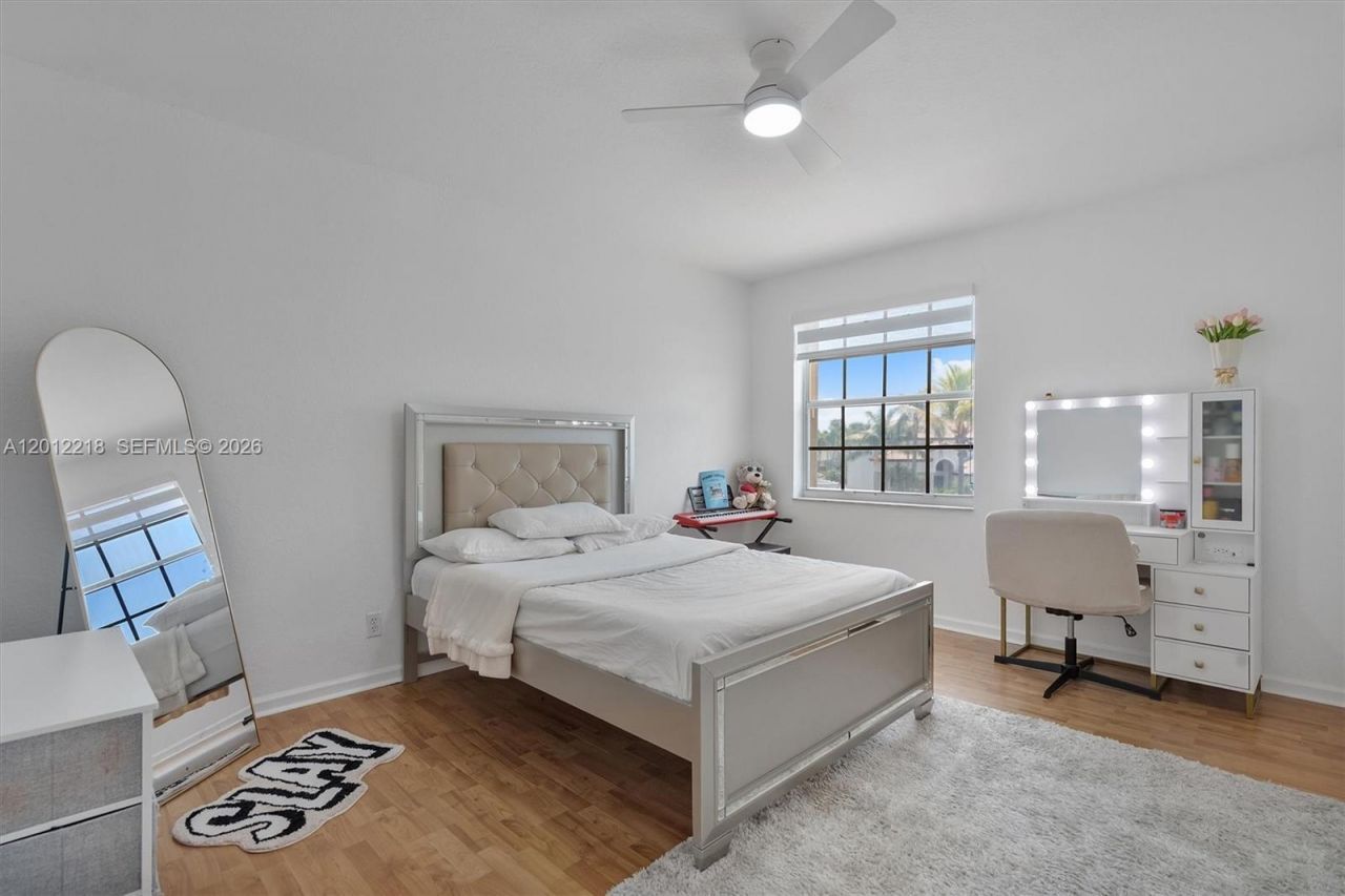 361 SW 167th Ave, Pembroke Pines, FL 33027 Photo