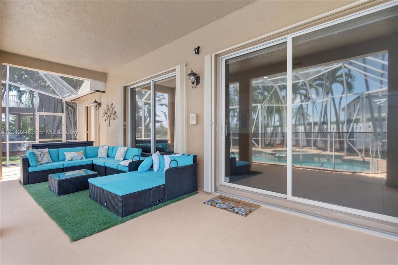 361 SW 167th Ave, Pembroke Pines, FL 33027 Photo