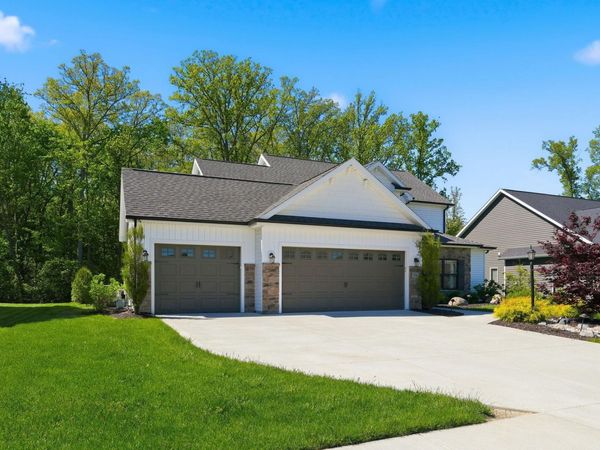 7456 Lemmy Lane, Fort Wayne, IN 46835