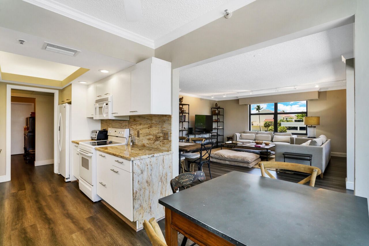4748 S Ocean Boulevard, Unit 3-a, Highland Beach, FL 33487 Photo