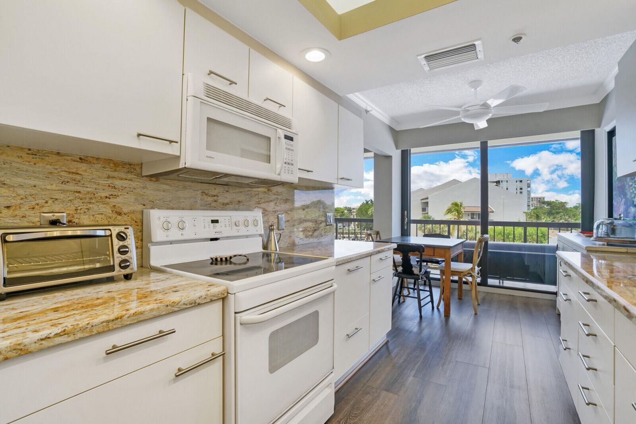 4748 S Ocean Boulevard, Unit 3-a, Highland Beach, FL 33487 Photo