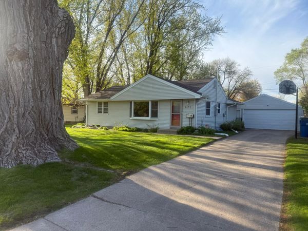 671 Marigold Terrace NE, Fridley, MN 55432
