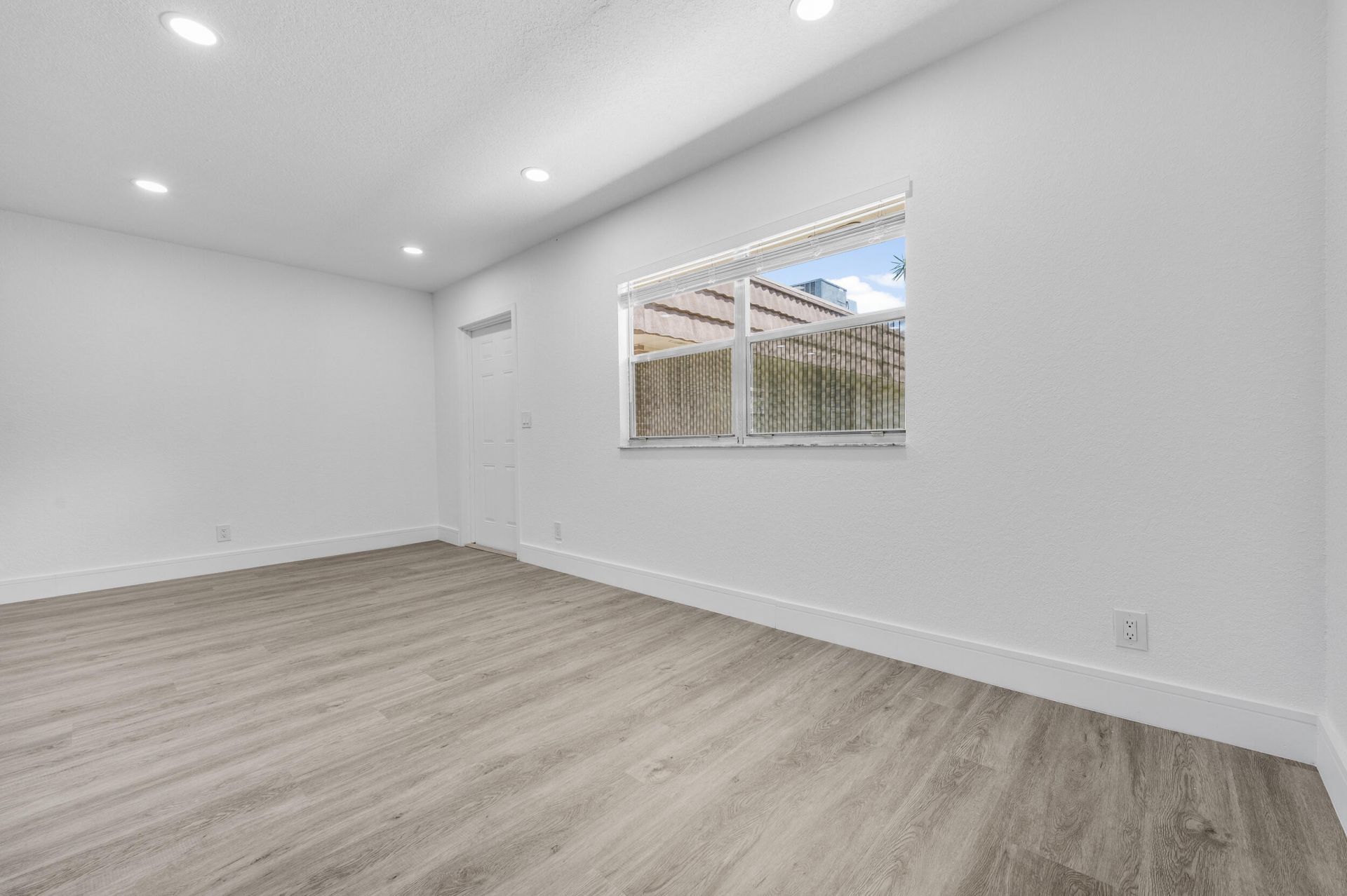 154 Seville G, Delray Beach, FL 33446 Photo
