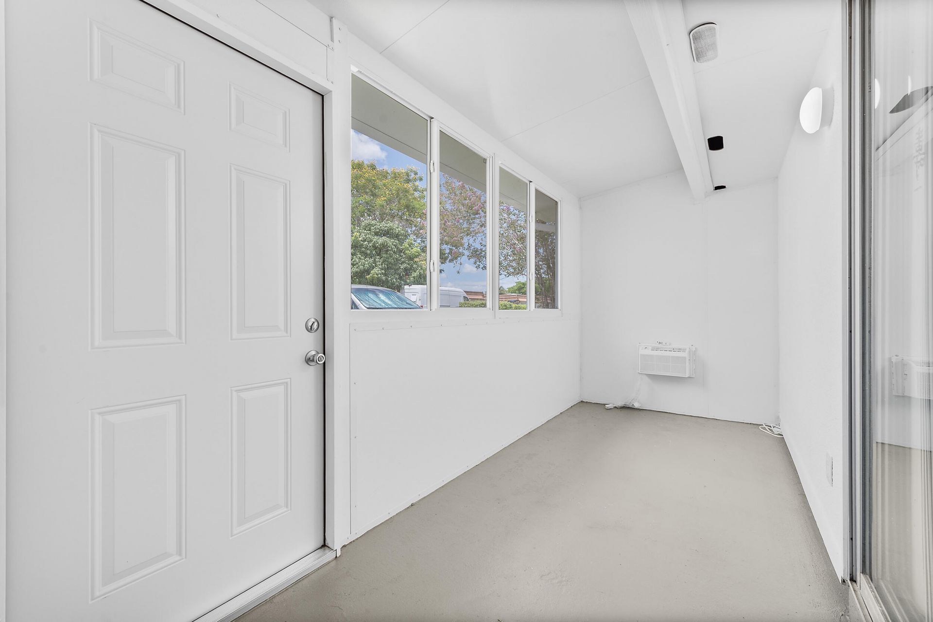 154 Seville G, Delray Beach, FL 33446 Photo