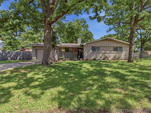 3007 W 55th Street , Tulsa, OK 74107