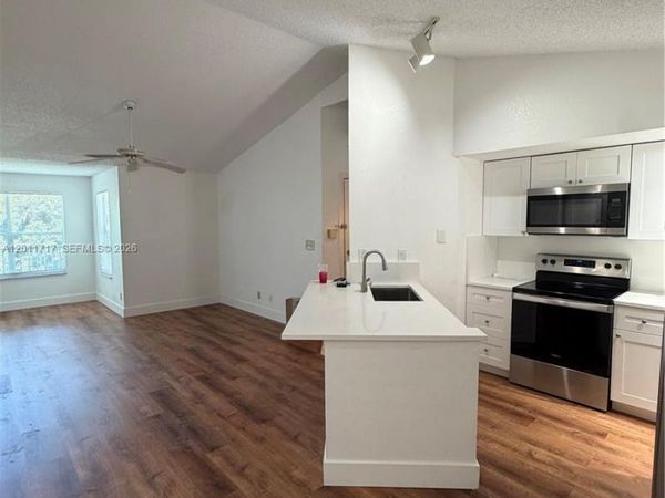 643 VISTA ISLES DRIVE , Unit 1826, Sunrise, FL 33325
