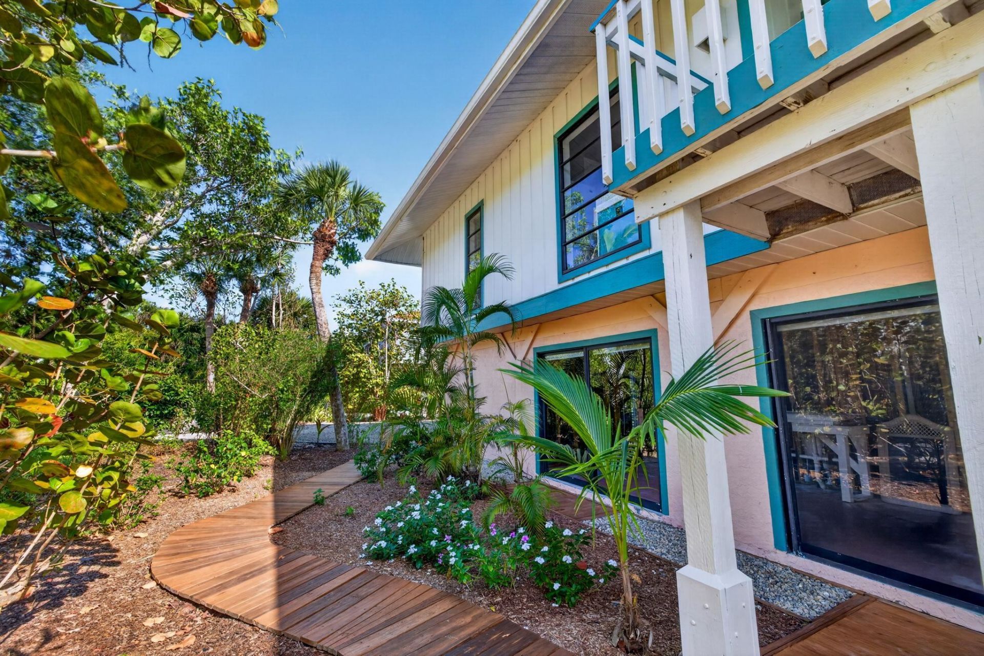 4556 Bowen Bayou Rd, Sanibel, FL 33957 Photo