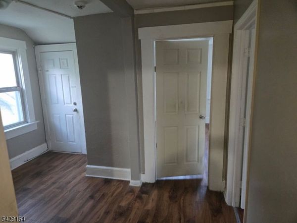 144 Mapes Ave, Newark, NJ 07112