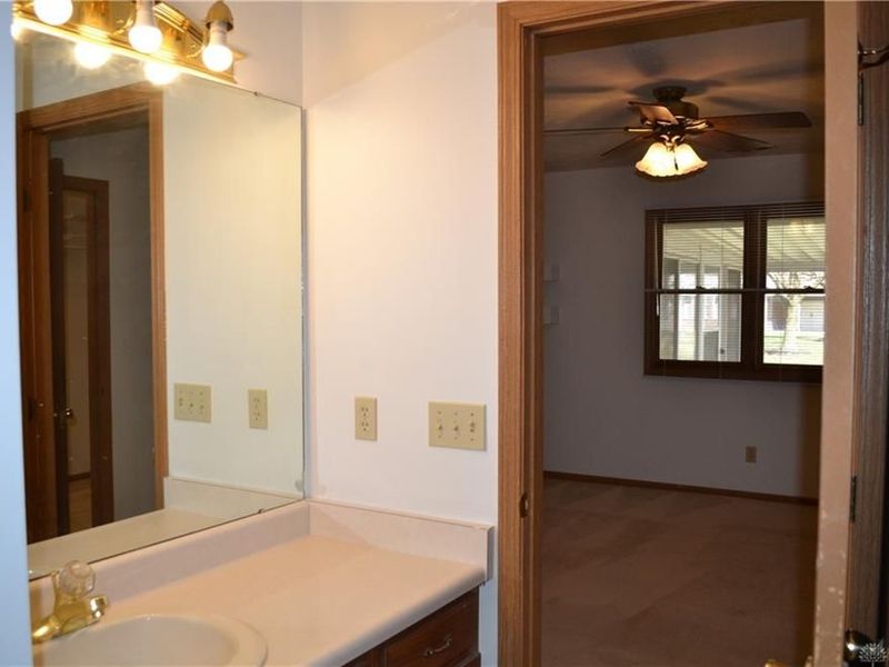 5866 Oldham Drive, Unit unit 4, Springfield, OH 45503 Photo 14