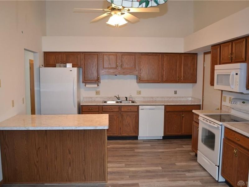 5866 Oldham Drive, Unit unit 4, Springfield, OH 45503 Photo 16