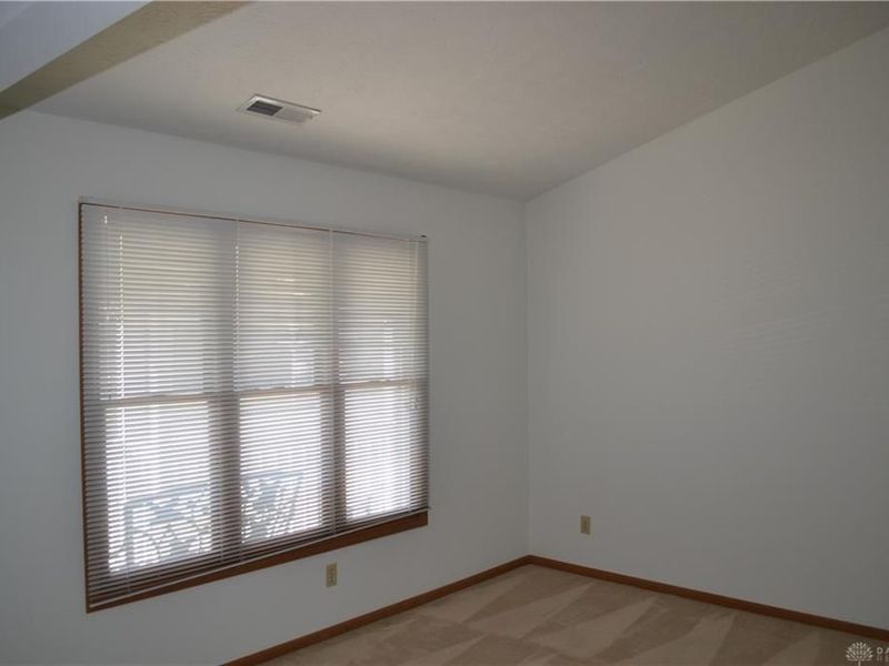 5866 Oldham Drive, Unit unit 4, Springfield, OH 45503 Photo 5