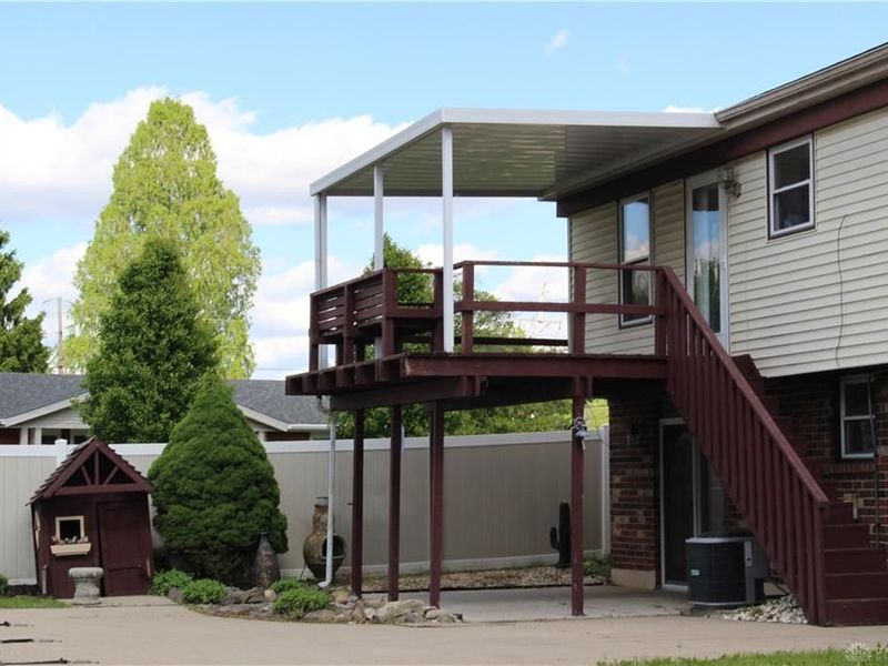 7031 Union Schoolhouse Road, Riverside, OH 45424 Photo 6
