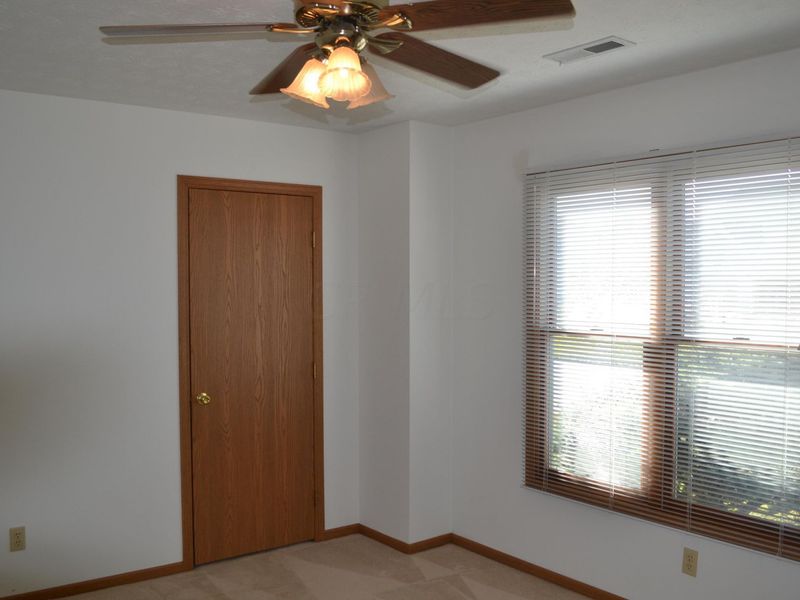 5866 Oldham Drive, Springfield, OH 45503 Photo 2