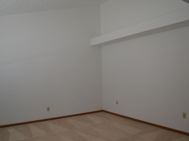 5866 Oldham Drive, Springfield, OH 45503 Photo 6