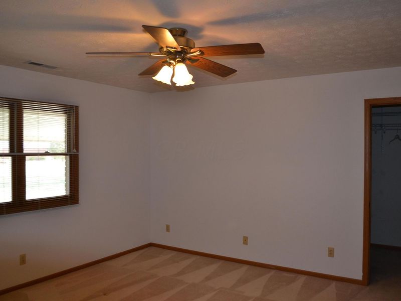 5866 Oldham Drive, Springfield, OH 45503 Photo 7