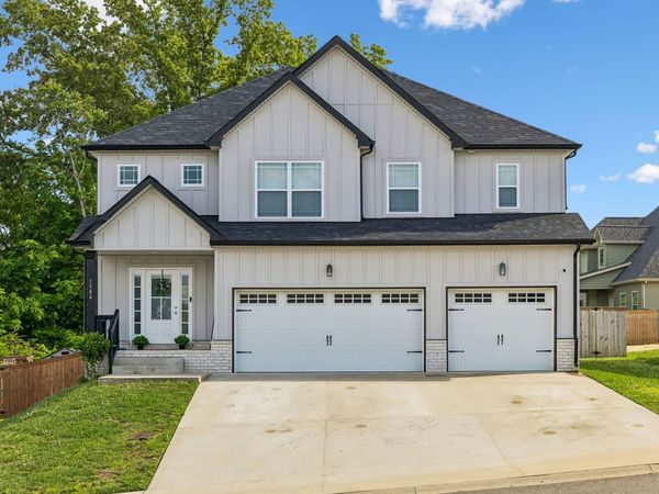 1584 Malone Way , Clarksville, TN 37043