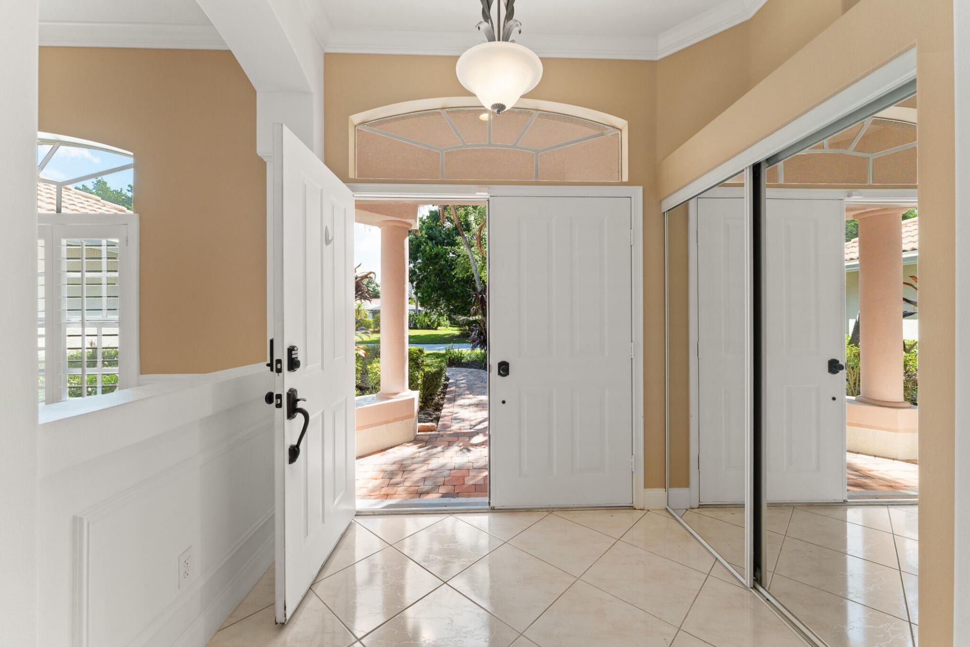 1184 SW Mirror Lake Cove, Port Saint Lucie, FL 34986 Photo