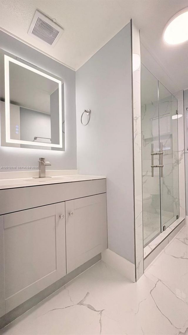 21610 NW 7th Ct, Pembroke Pines, FL 33029 Photo