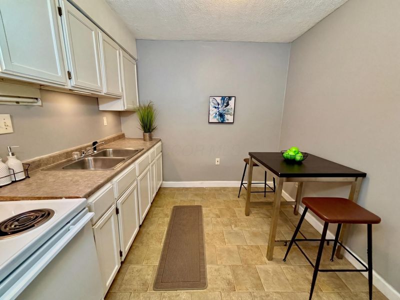 1392 N Summit Street, Unit Units A, B, Columbus, OH 43201 Photo 4