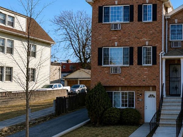 924 E 230th Street , Bronx, NY 10466