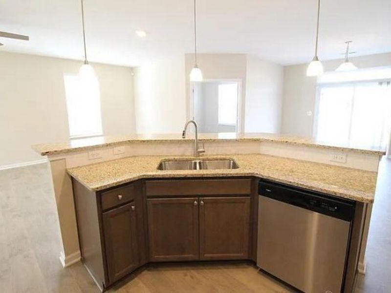 409 Halton Drive , Pataskala, OH 43062 Photo 8